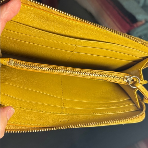 Chloe Preloved Silver Bow Zip Around Wallet